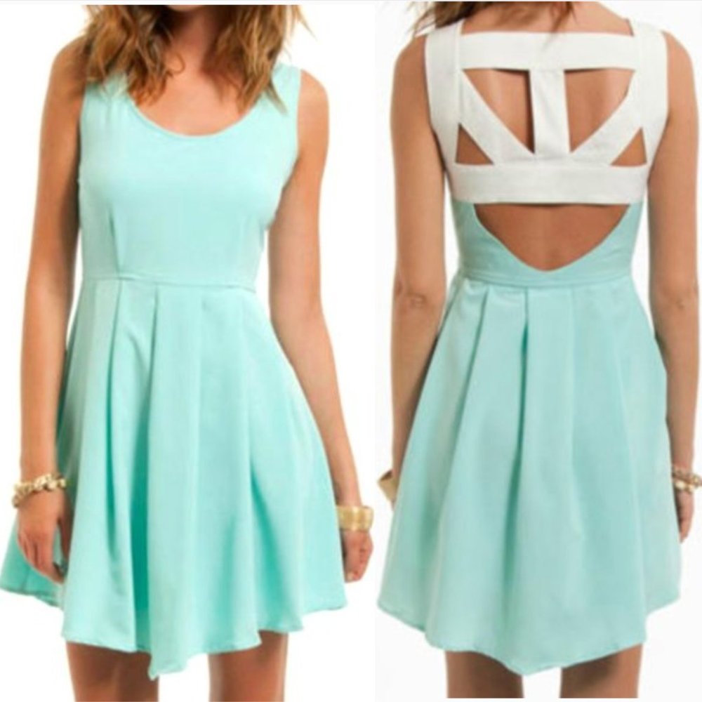 Tobi Miss Monroe Dress in Mint